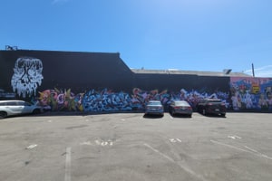 listings.show.sections.photos.alt