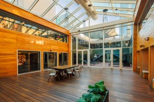 listings.show.sections.photos.alt