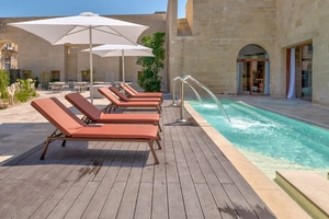 listings.show.sections.photos.alt