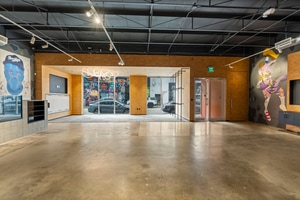 listings.show.sections.photos.alt