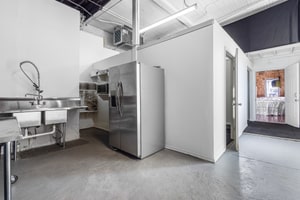 listings.show.sections.photos.alt