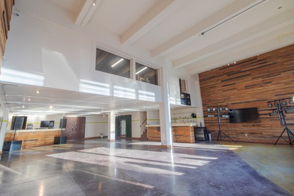 Photo of SEATTLE’S CREATIVE WAREHOUSE