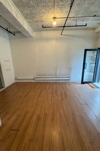 listings.show.sections.photos.alt