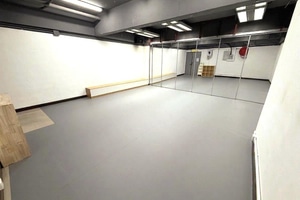 Mirrored Dance and Yoga Studio in Kwai Chung, Open 24 Hours, photo 3