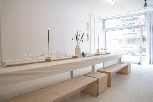 Sustainable Event Space in the LES