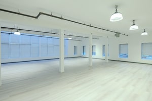 listings.show.sections.photos.alt