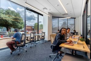 listings.show.sections.photos.alt