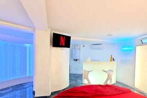 listings.show.sections.photos.alt