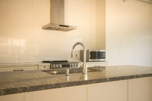 listings.show.sections.photos.alt