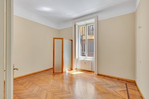 listings.show.sections.photos.alt