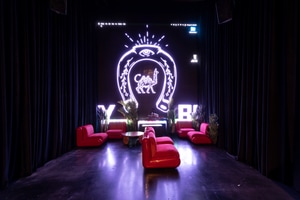 listings.show.sections.photos.alt