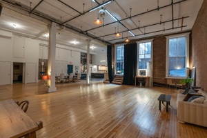 listings.show.sections.photos.alt