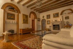 listings.show.sections.photos.alt