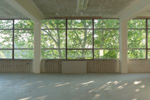 listings.show.sections.photos.alt