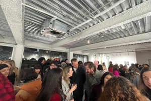 listings.show.sections.photos.alt