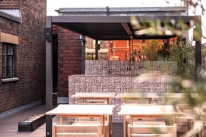 listings.show.sections.photos.alt