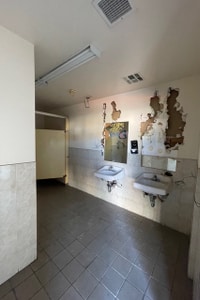 listings.show.sections.photos.alt