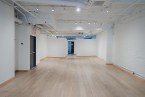 listings.show.sections.photos.alt