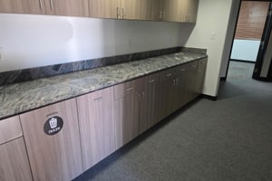 listings.show.sections.photos.alt