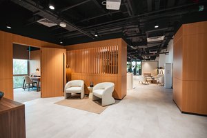 listings.show.sections.photos.alt