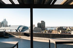 listings.show.sections.photos.alt