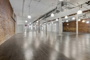 listings.show.sections.photos.alt