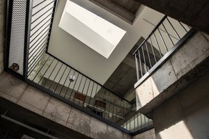 listings.show.sections.photos.alt