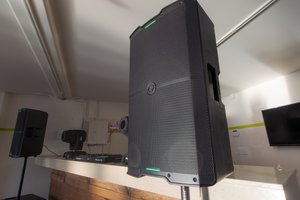 listings.show.sections.photos.alt