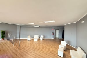 listings.show.sections.photos.alt