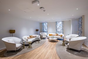 listings.show.sections.photos.alt