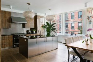 listings.show.sections.photos.alt