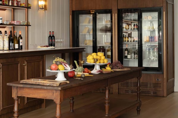 Boutique winkelruimte met veel potentie /  Boutique retail space with great potential