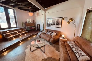 listings.show.sections.photos.alt