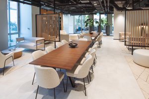 listings.show.sections.photos.alt