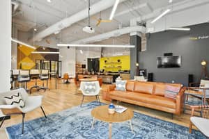 listings.show.sections.photos.alt