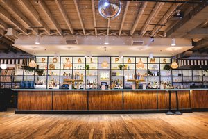 listings.show.sections.photos.alt