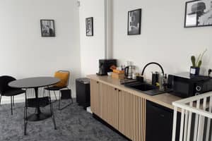 listings.show.sections.photos.alt