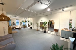 listings.show.sections.photos.alt