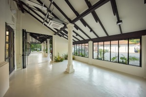 listings.show.sections.photos.alt