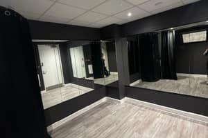 listings.show.sections.photos.alt