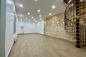 listings.show.sections.photos.alt