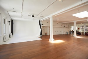 listings.show.sections.photos.alt