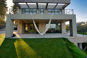 listings.show.sections.photos.alt