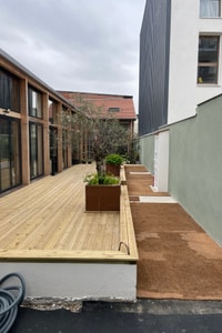 listings.show.sections.photos.alt