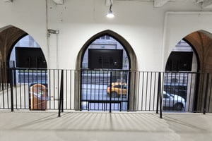 listings.show.sections.photos.alt