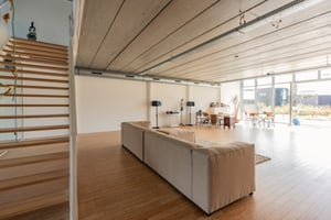 330 m² Waterfront Pop-Up Space in Amsterdam-Noord, 사진 1