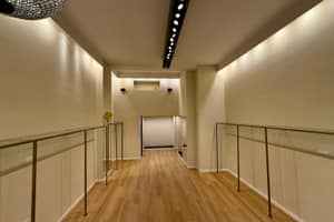 listings.show.sections.photos.alt