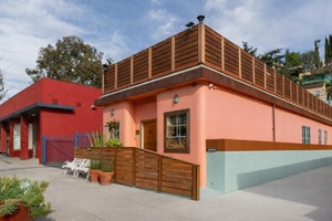 listings.show.sections.photos.alt