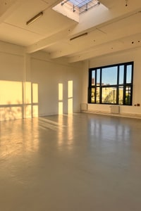 listings.show.sections.photos.alt