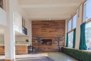 listings.show.sections.photos.alt